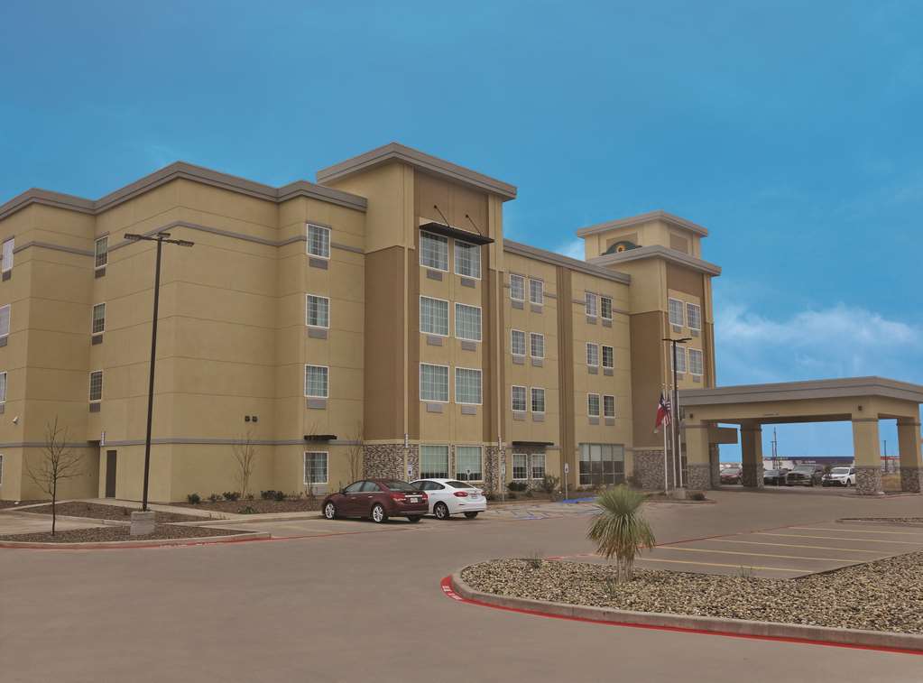 Hotel La Quinta By Wyndham 3*