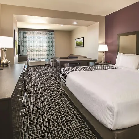 La Quinta By Wyndham Colorado City Hotel Exterior photo